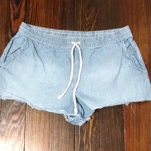 Aerie large blue striped shorts stretchy waistbrand